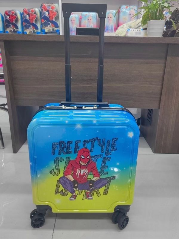 18 इंच बच्चों के लिए कार्टून सामान ज़िपर क्लोजर प्रकार बच्चों के लिए कार्टून सामान