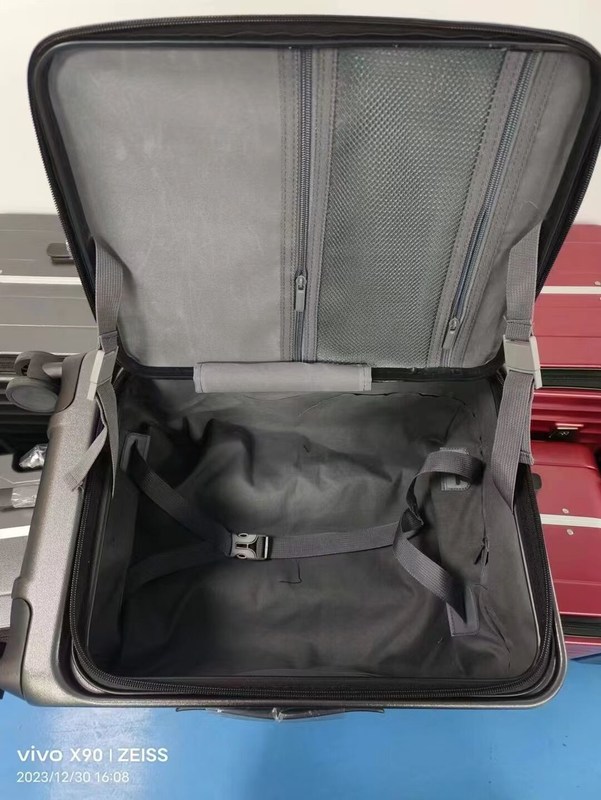 कैरी-ऑन ट्रैवल बॉक्स बैग आउटडोर के लिए डिजिटल लॉक के साथ वाटरप्रूफ हार्ड शेल बैग सेट