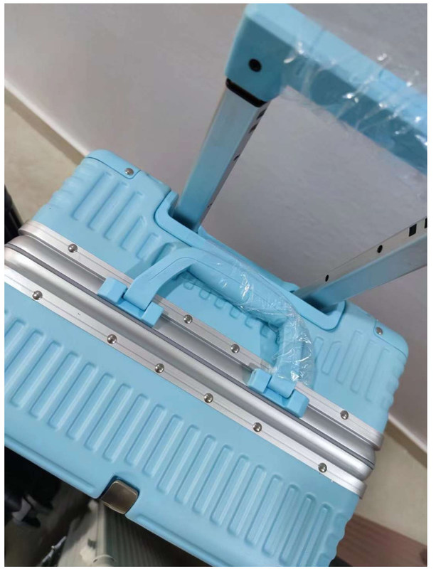 केबिन केस व्यापार यात्रा सामान 20 24 इंच पोर्टेबल एबीएस यूनिसेक्स एल्यूमीनियम फ्रेम सूटकेस